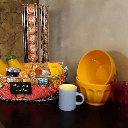 Gite, Jacuzzi & Vin Au Grenier De Madiran Exteriör bild